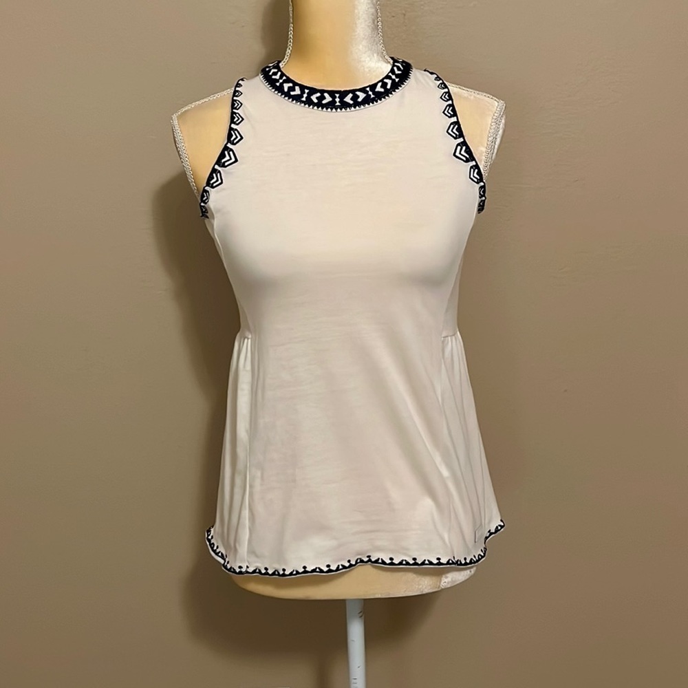 7 For All Mankind White and Blue Embroidered Sleeveless Blouse Size‎ XL